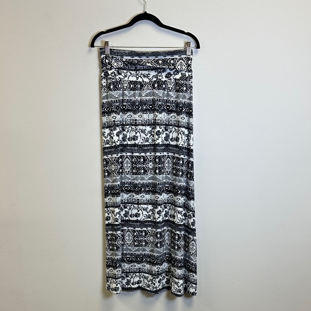 Studio Black and White Maxi Skirt